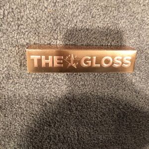Jeffree Star The Gloss shade TABLE TOP